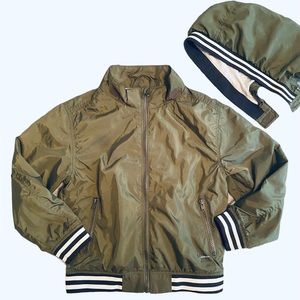 Boys jacket with detachable hood size 7